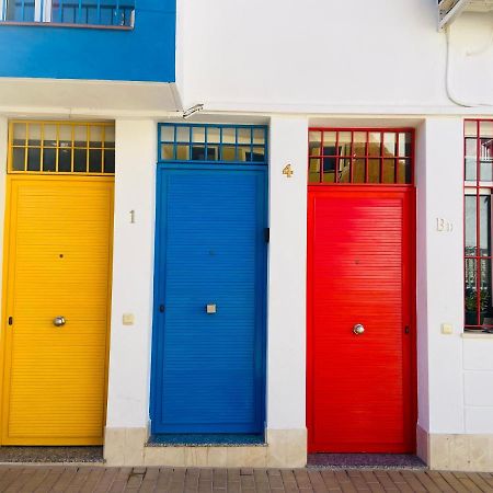 Apartamentos Chuita Playa Малага Экстерьер фото